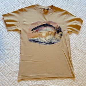 Vintage graphic tee - fish